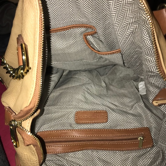 Steve Madden beige chain bag. - Picture 6 of 8